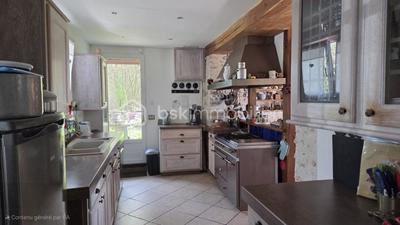 Maison - 200 m² - 9 pièces