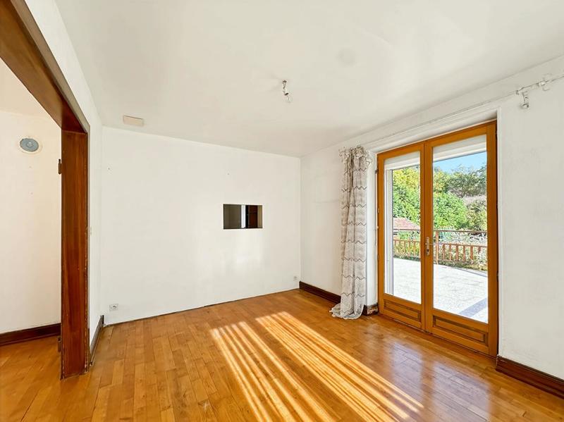 Villa - 154 m² - 9 pièces