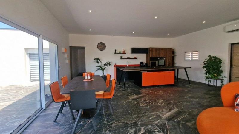 Maison - 156 m² - 5 pièces