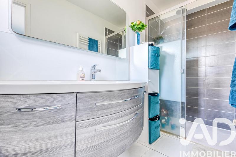 Maison - 136 m² - 6 pièces