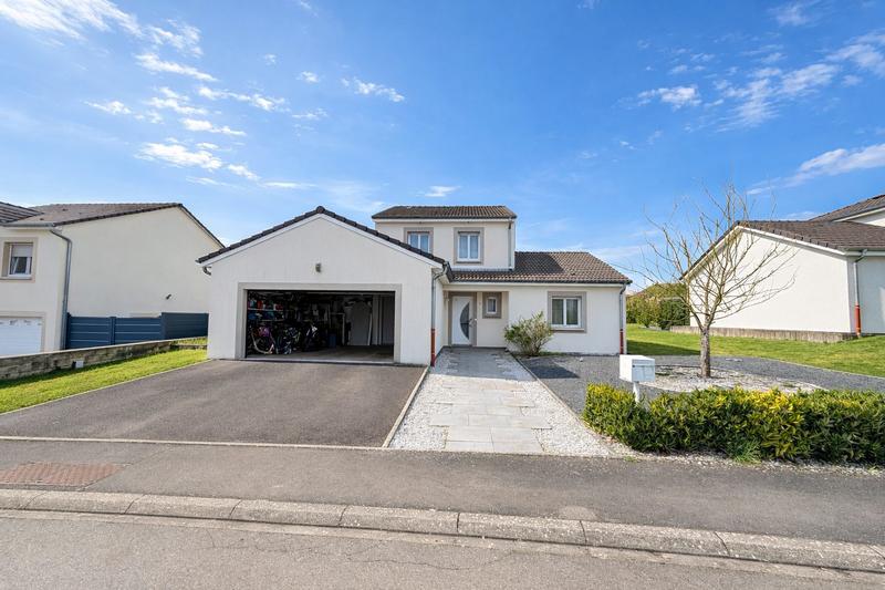 Maison contemporaine - 123 m² - 6 pièces