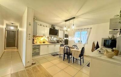 Maison - 128 m² - 4 pièces