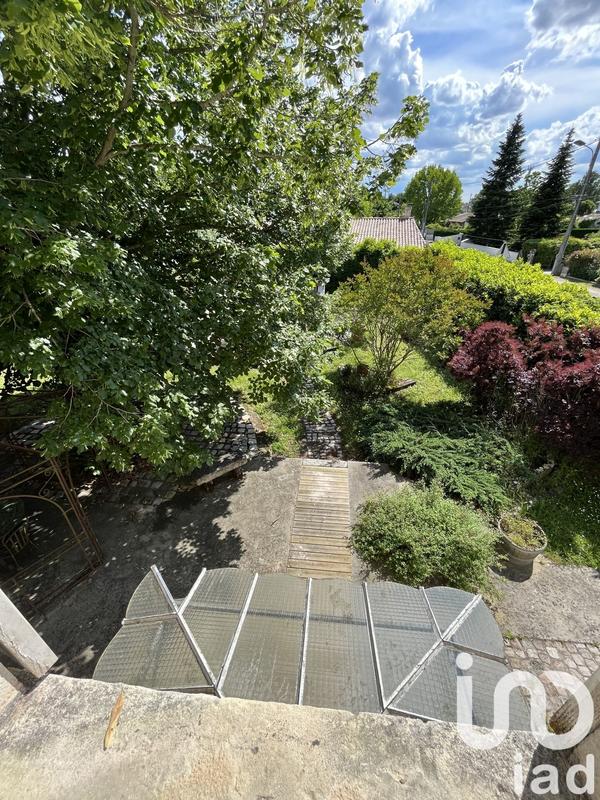 Maison - 215 m² - 7 pièces