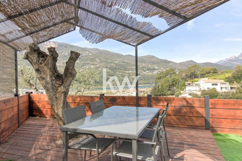 Maison - 101 m² - 5 pièces