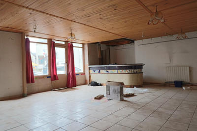 Maison - 232 m² - 11 pièces