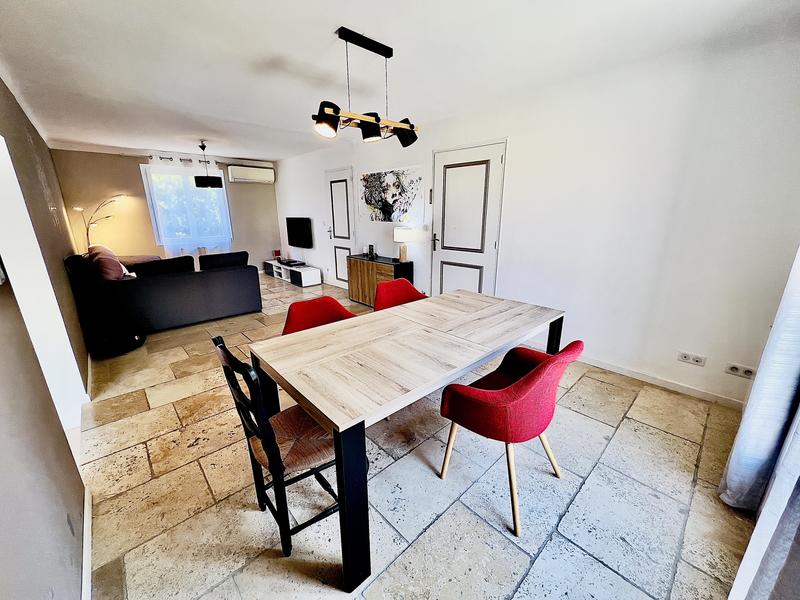 Maison - 104 m² - 5 pièces