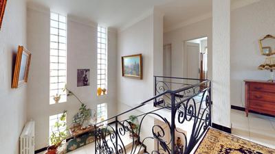 Maison - 177 m² - 6 pièces