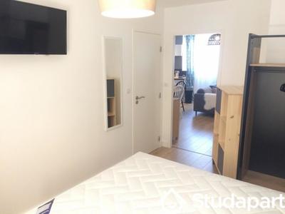 Chambre - 14 m² - 1 pièce