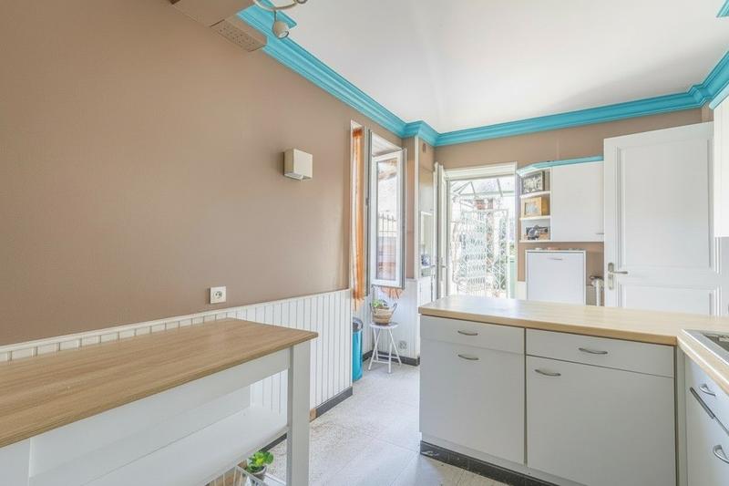 Maison - 306 m² - 11 pièces