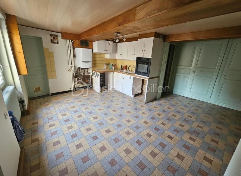 Appartement - 164 m² - 6 pièces