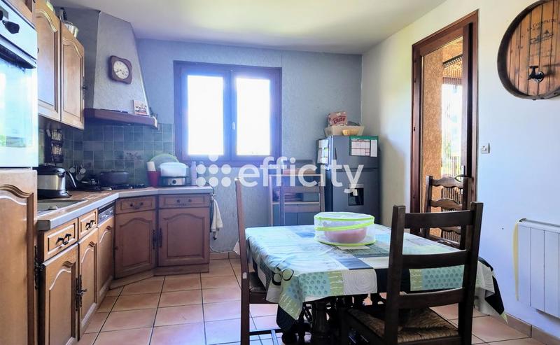 Maison - 121 m² - 6 pièces