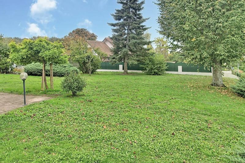 Maison - 184 m² - 8 pièces