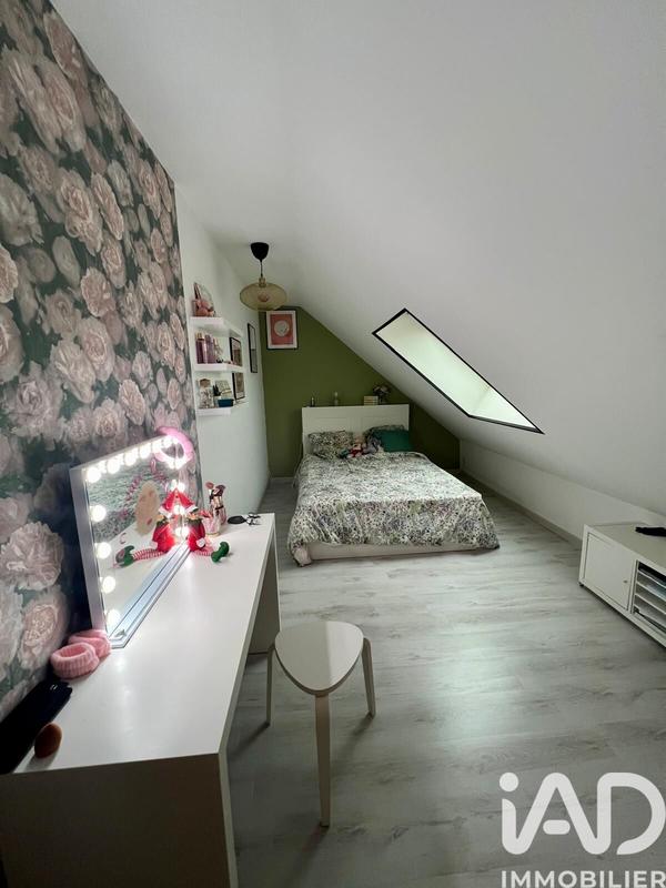 Maison - 144 m² - 8 pièces