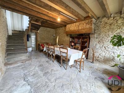 Maison - 161 m² - 6 pièces