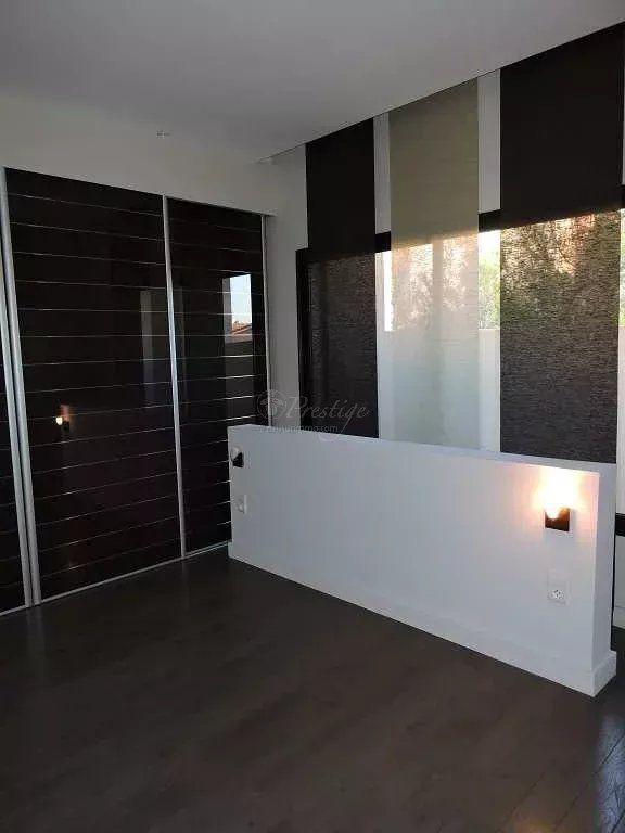 Appartement - 174 m² - 6 pièces