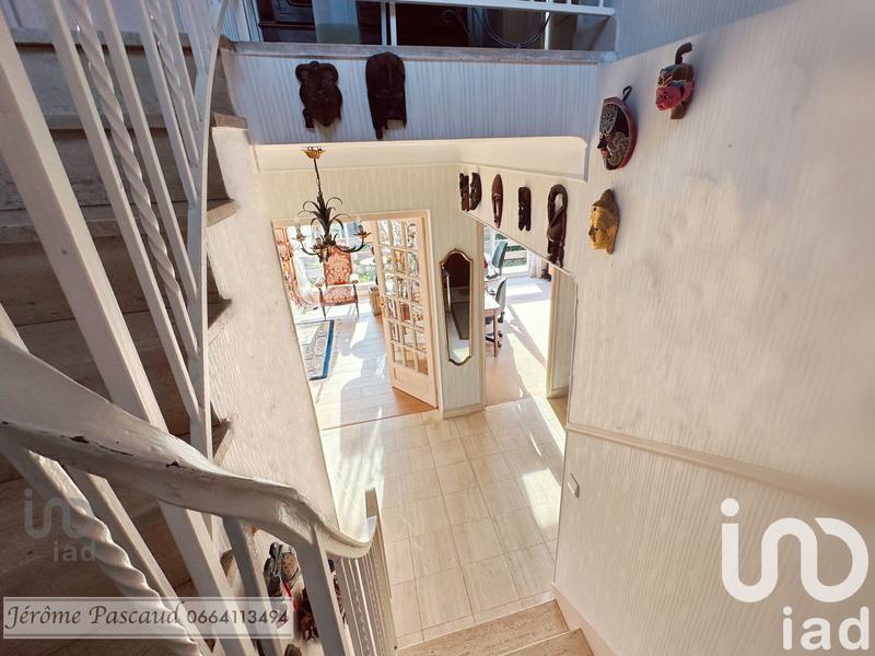 Maison - 180 m² - 7 pièces