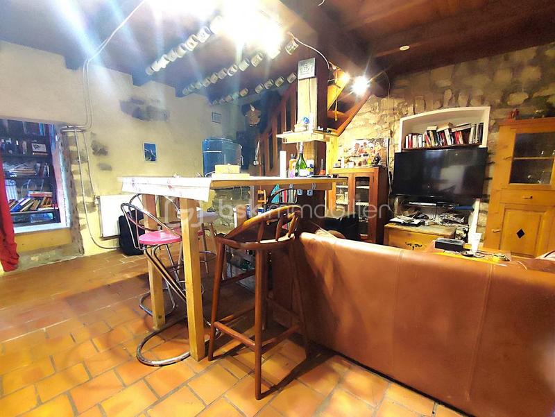 Maison en pierre - 112 m² - 4 pièces