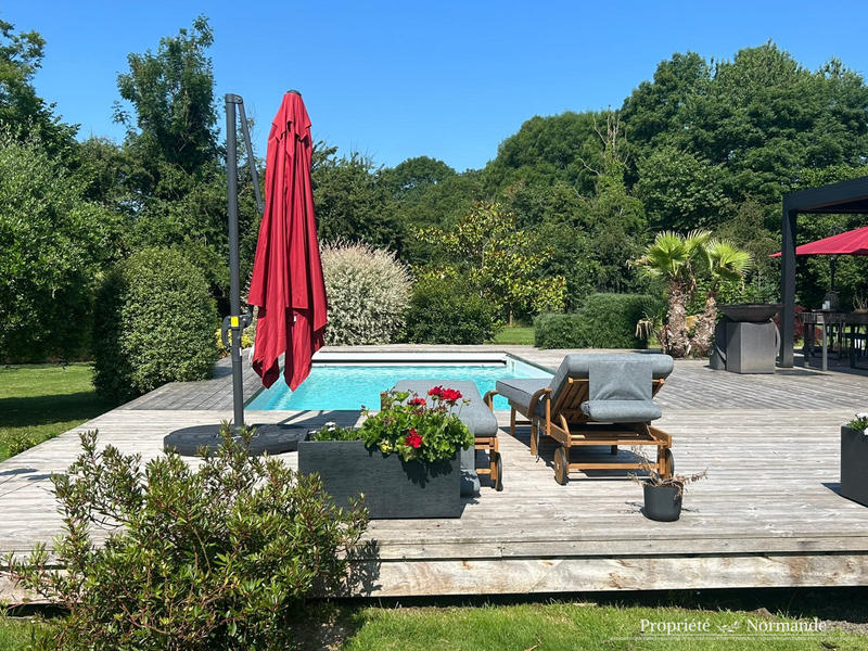 Villa - 168 m² - 6 pièces