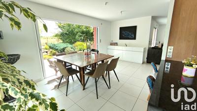 Maison - 164 m² - 8 pièces