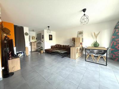 Appartement - 71 m² - 3 pièces