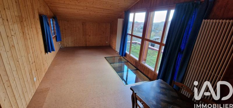 Maison - 241 m² - 8 pièces