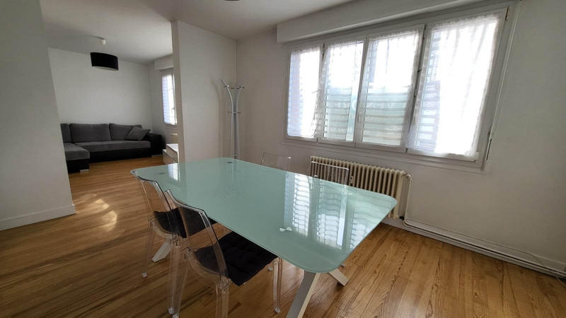 Appartement - 82 m² - 3 pièces