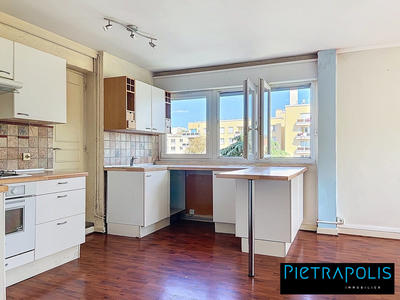 Appartement - 69 m² - 4 pièces