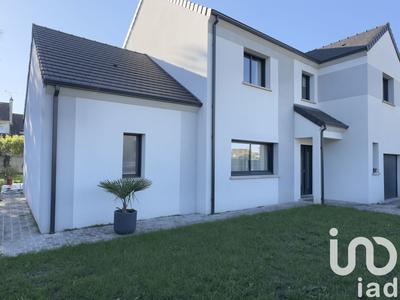 Maison - 180 m² - 7 pièces