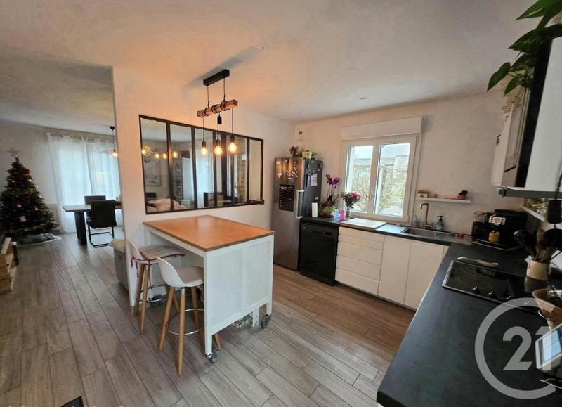 Maison - 118 m² - 6 pièces