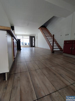 Maison - 89 m² - 5 pièces