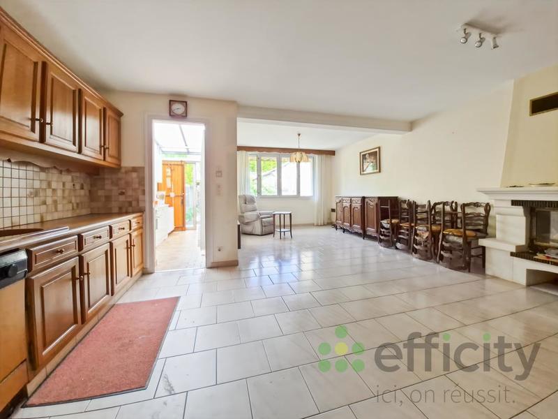 Maison - 110 m² - 4 pièces