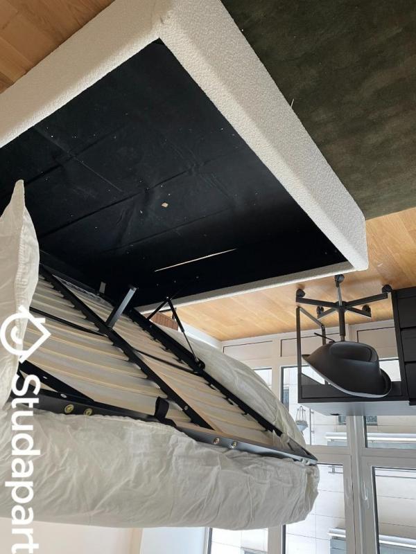 Chambre - 13 m² - 1 pièce