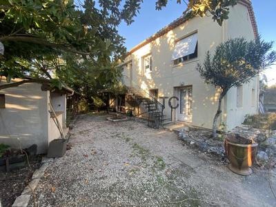 Maison - 171 m² - 6 pièces