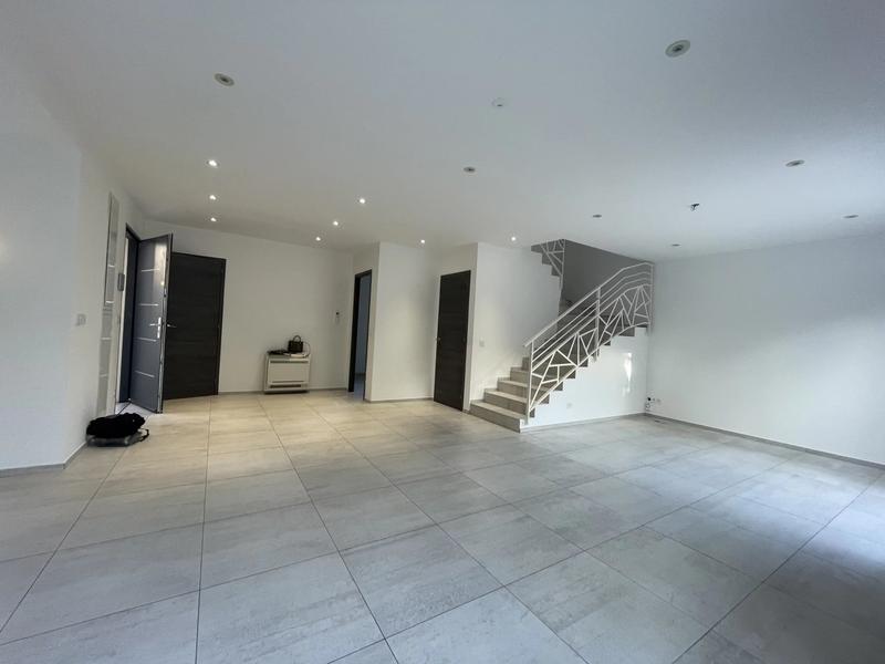 Villa - 130 m² - 6 pièces