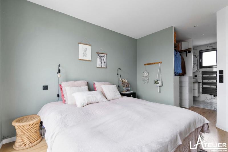 Maison - 85 m² - 5 pièces