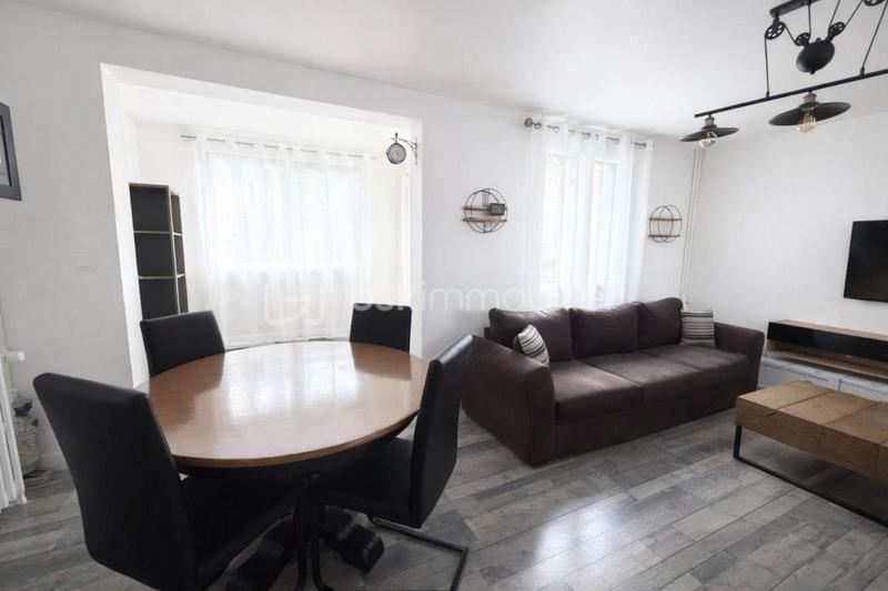 Maison de ville - 75 m² - 4 pièces