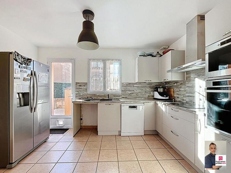 Maison - 110 m² - 4 pièces