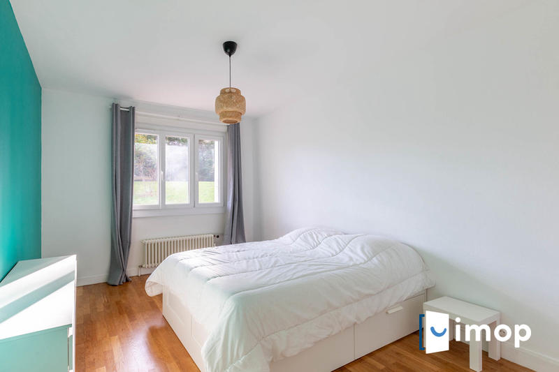 Appartement - 79 m² - 4 pièces