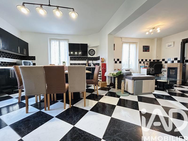 Maison - 85 m² - 4 pièces