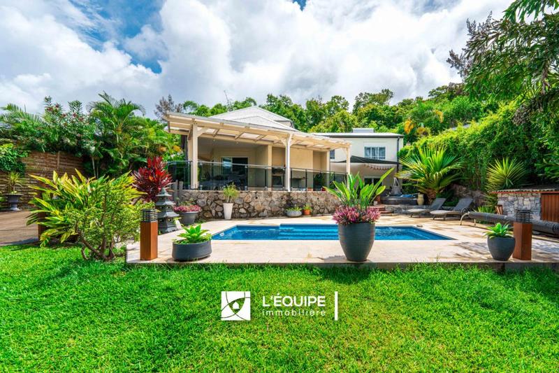 Villa - 170 m² - 6 pièces