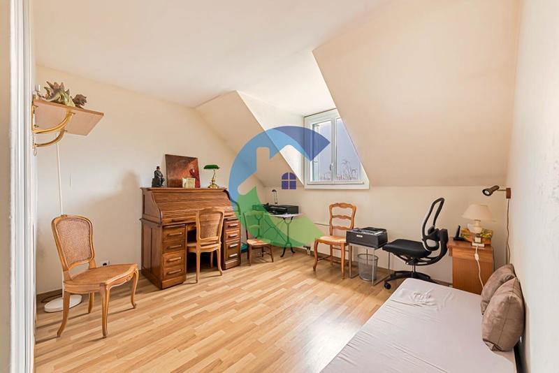 Maison - 170 m² - 7 pièces