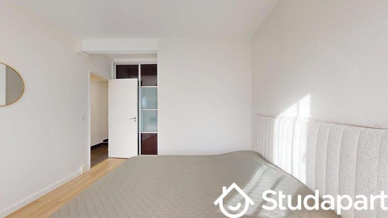 Chambre - 9 m² - 1 pièce