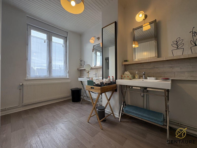 Maison ancienne - 93 m² - 5 pièces