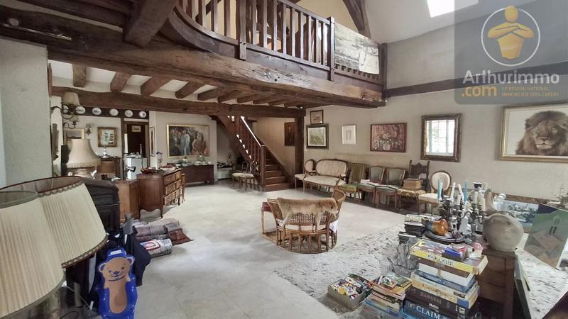 Propriété - 193 m² - 7 pièces