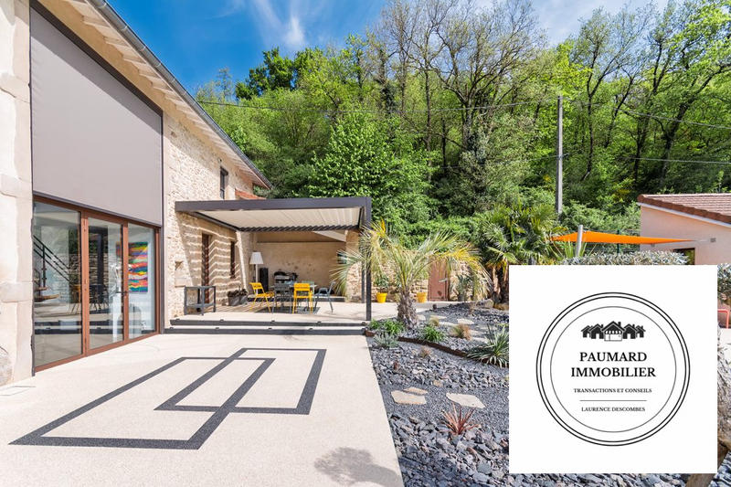 Bastide - 248 m² - 9 pièces