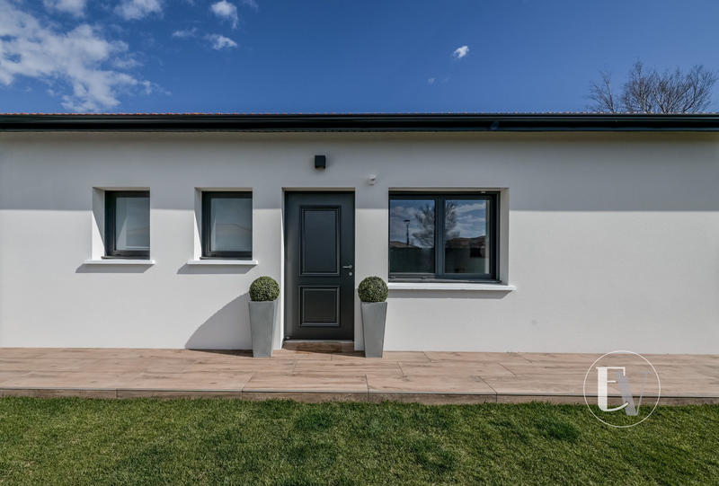 Maison contemporaine - 193 m² - 6 pièces