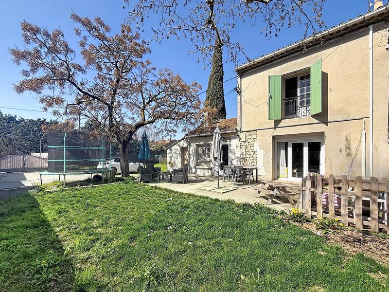 Maison - 92 m² - 5 pièces