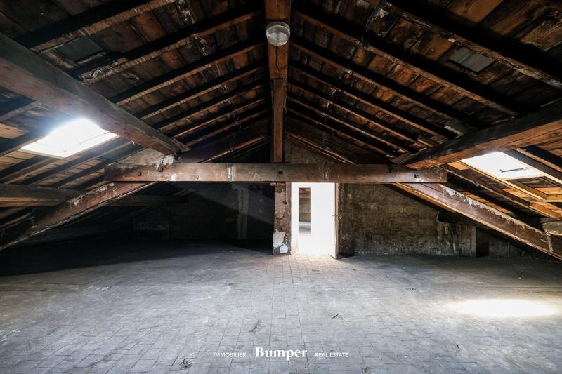 Duplex - 237 m² - 5 pièces