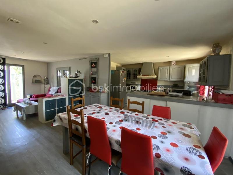 Maison - 134 m² - 6 pièces