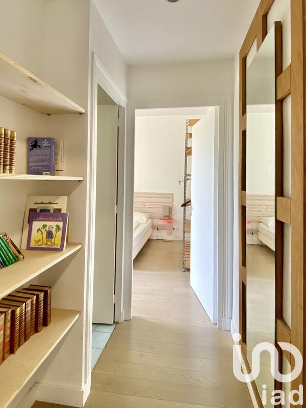 Maison - 620 m² - 8 pièces